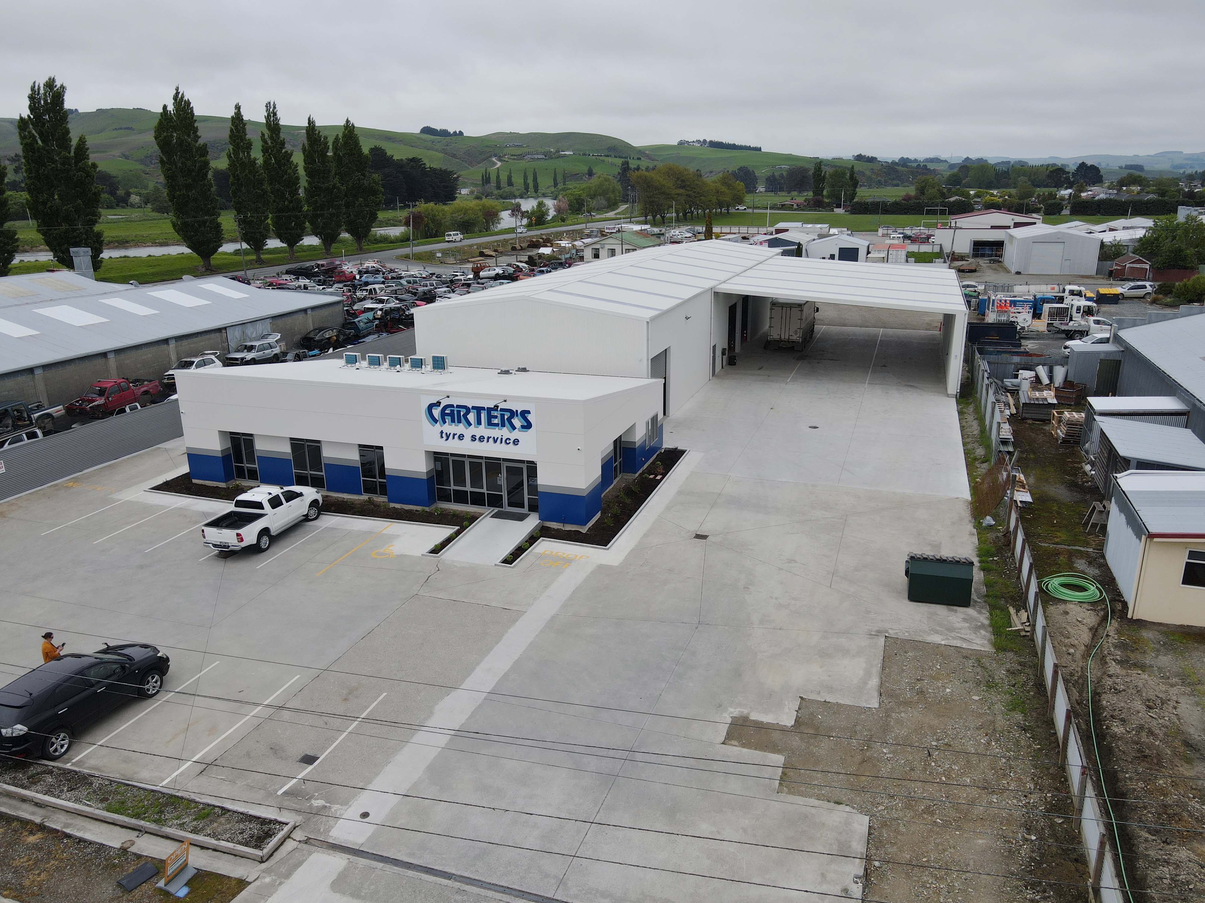 View Carter's Tyres' commercial building by XL Structural Steel